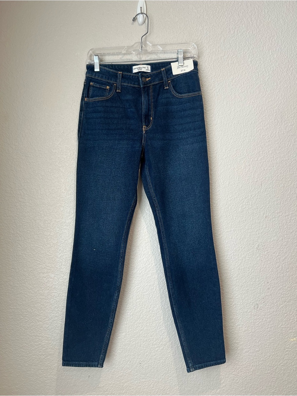 NWT Abercrombie Skinny High Rise Dark Wash Jeans, 27